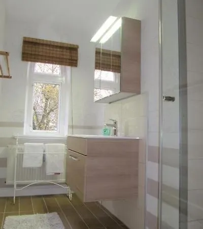 Haus Im Park Hebbel Stuben Mit Gr, Wohnkueche Tv Apartment