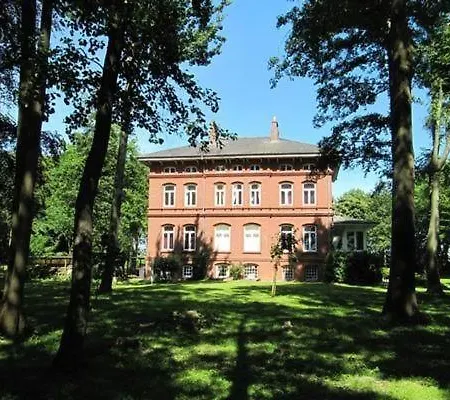 Haus Im Park Hebbel Stuben Mit Gr, Wohnkueche Tv Wesselburen