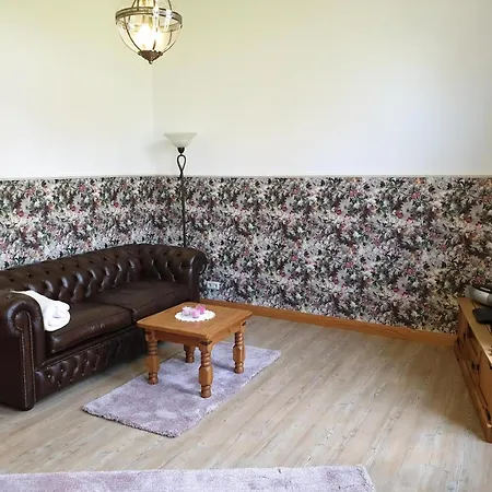 Apartment Haus Im Park Hebbel Stuben Mit Gr, Wohnkueche Tv Wesselburen