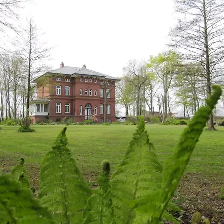 Haus Im Park Hebbel Stuben Mit Gr, Wohnkueche Tv * Wesselburen