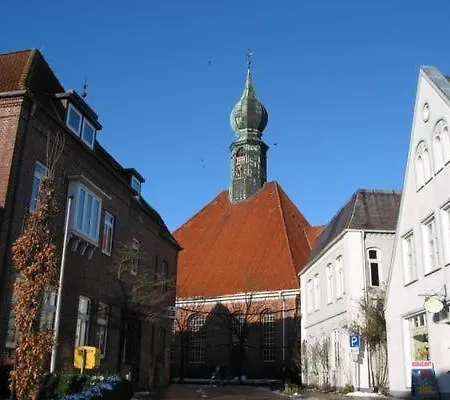 Haus Im Park Hebbel Stuben Mit Gr, Wohnkueche Tv * Wesselburen
